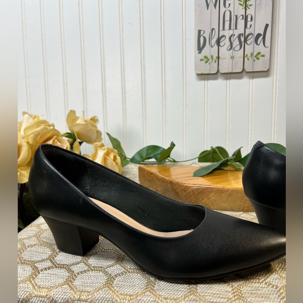 Clarks Teresa Block Heel Comfort Pumps - Picture 3 of 7